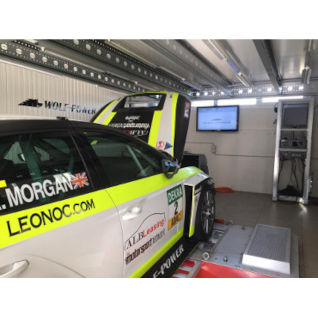 Leistungsmessung auf Rollenprüfstand (Porsche mit Heckantrieb)