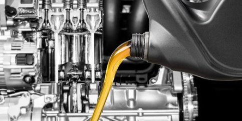 Motorenöl